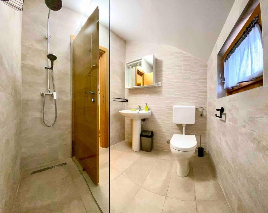 Casa Rustica Apartment Buici  Ngoại thất bức ảnh